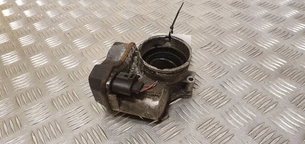 Throttle valve 03G128063B