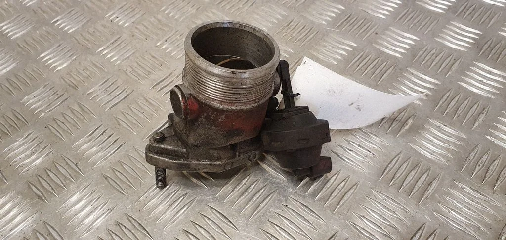 Throttle valve – Audi A4 S4 B5 8D (1999-2000)