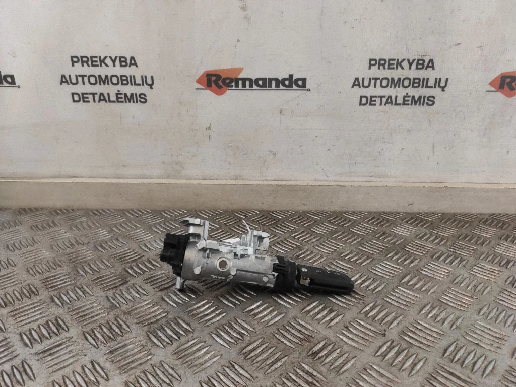 Aizdedzes slēdzene 1034583900