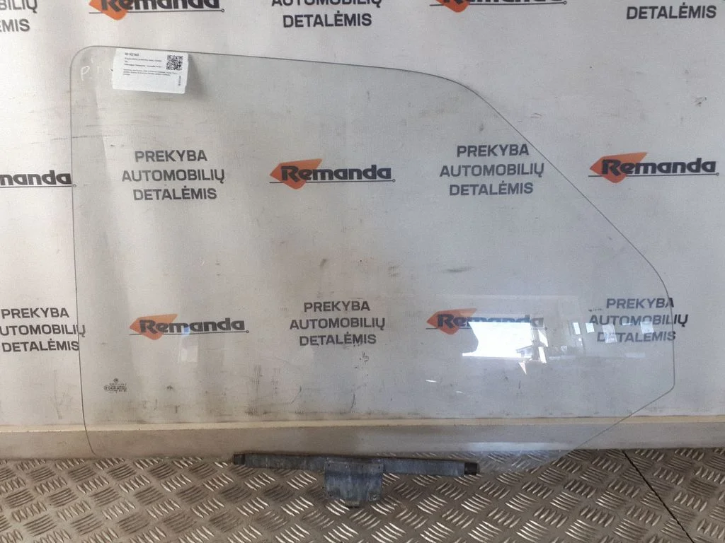 Front door window glass four-door – front right
