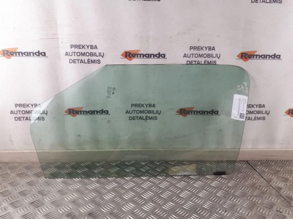 Front door window glass four-door – front right