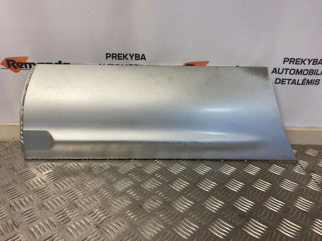 Tagaukse liist (mold) – Subaru Forester SG (2003-2005)