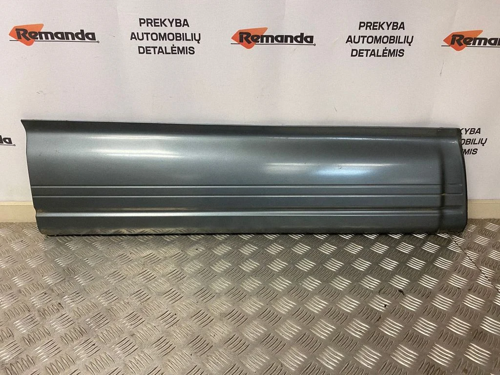 Apdaila priekinių durų (moldingas)