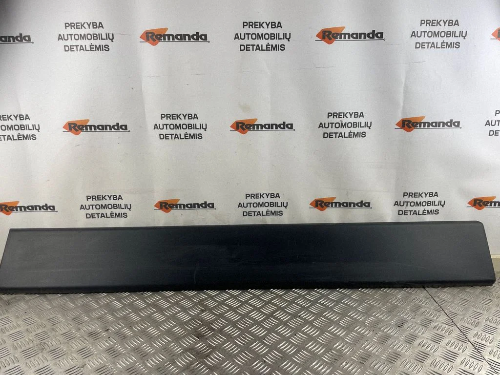 Apdaila slankiojančių durų (moldingas)
