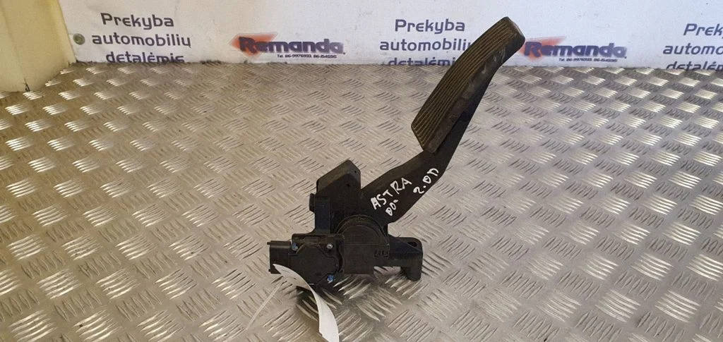 Akseleratora pedālis 0281002278