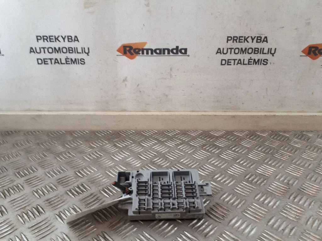 Drošinātāju bloks – BMW 5. sērija G30 G31 G38 (2016-)