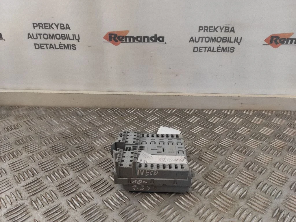 Drošinātāju bloks 69501171