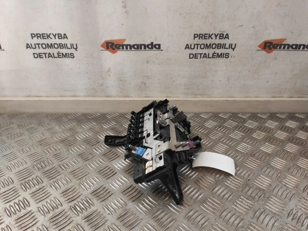 Drošinātāju bloks A2055402250