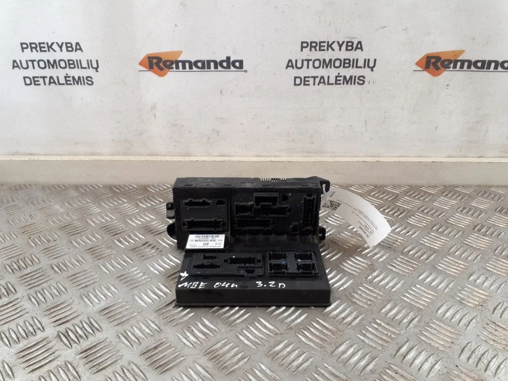 Drošinātāju bloks A2115451083