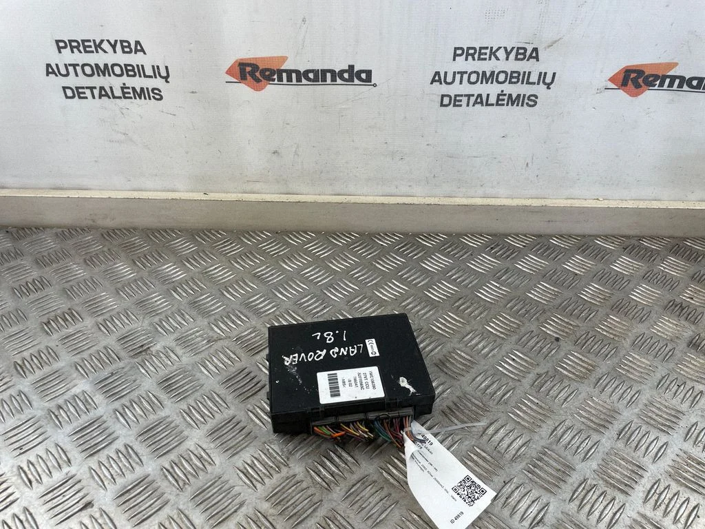 Drošinātāju bloks YWC106390