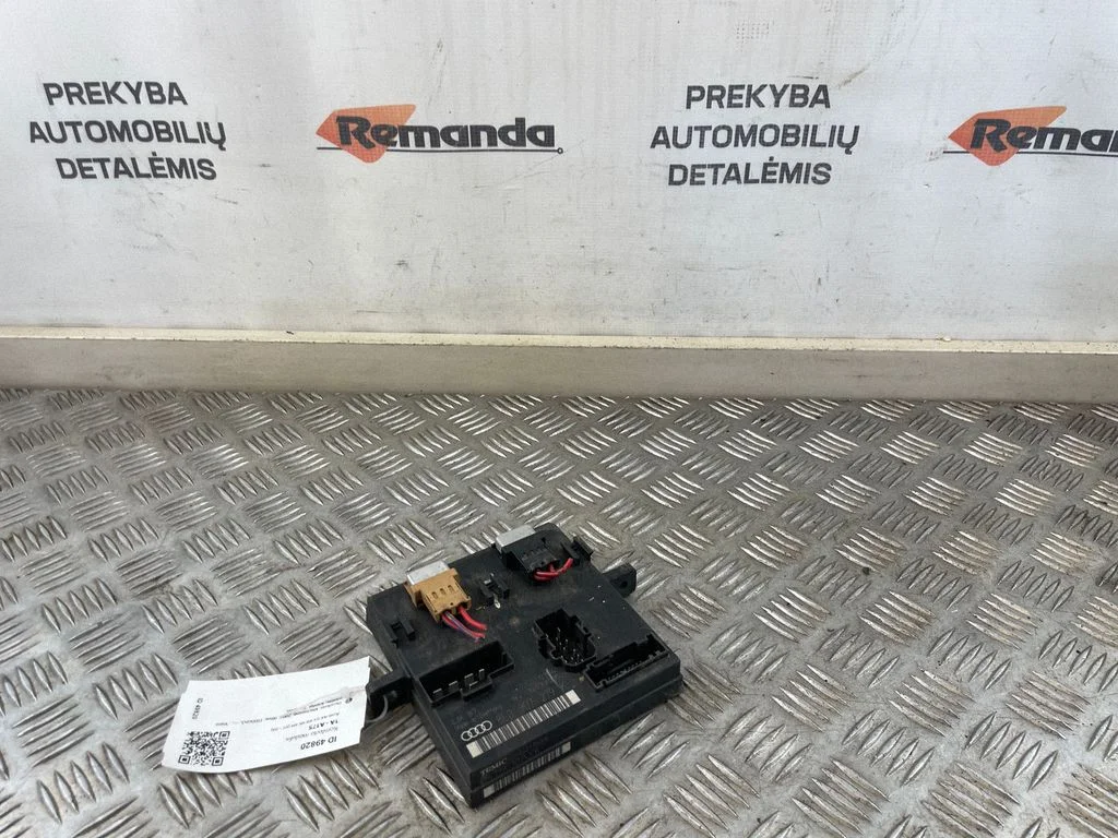Comfort/convenience module 8E0907279