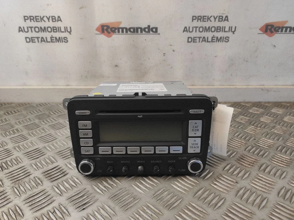 Radio/CD/DVD atskaņotājs/navigācija 1K0035180L