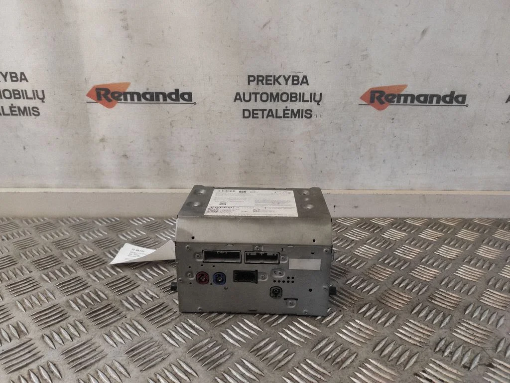 Radija/ CD/DVD grotuvas/ navigacija