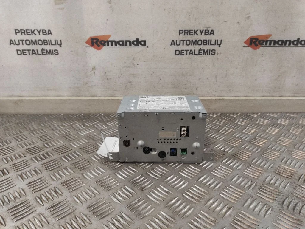 Radija/ CD/DVD grotuvas/ navigacija