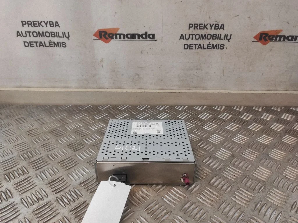 Radio/CD/DVD atskaņotājs/navigācija – Mercedes-Benz E klase W213 (2016-)