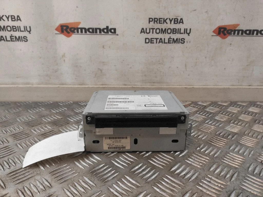 Radio/CD/DVD atskaņotājs/navigācija 31326220