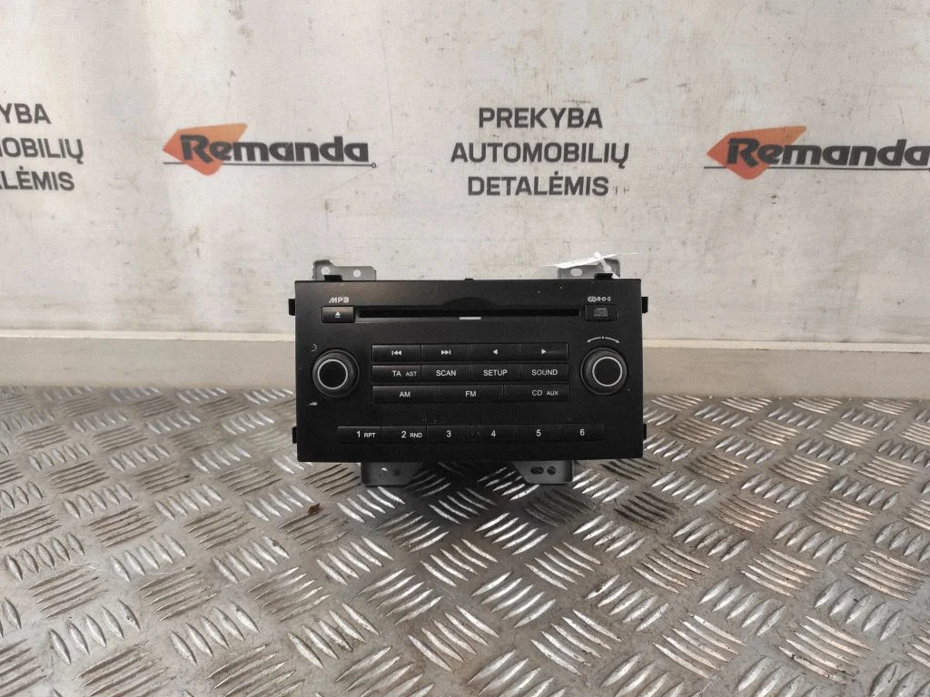 Radio/CD/DVD atskaņotājs/navigācija 961401H600