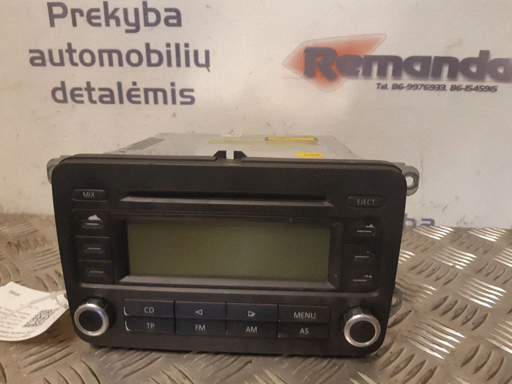 Radio/CD/DVD atskaņotājs/navigācija 184610910102