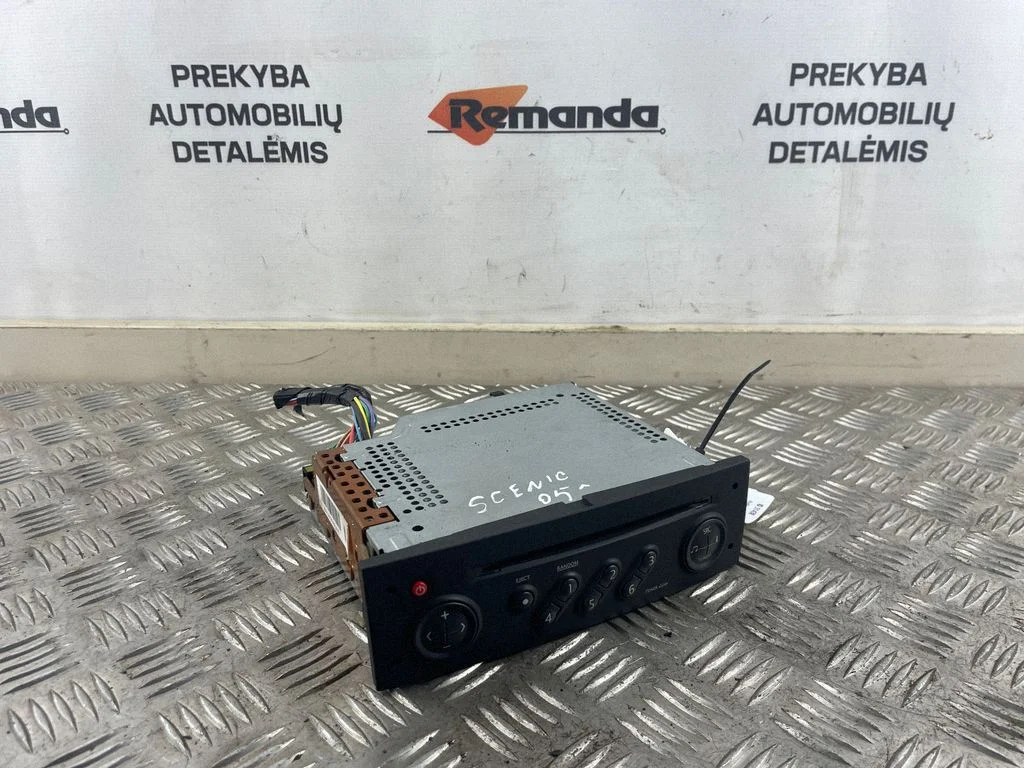 Radio/CD/DVD atskaņotājs/navigācija 8200300858