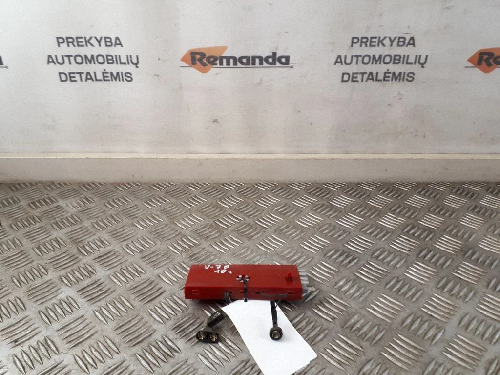 Antenas pastiprinātājs 31282410