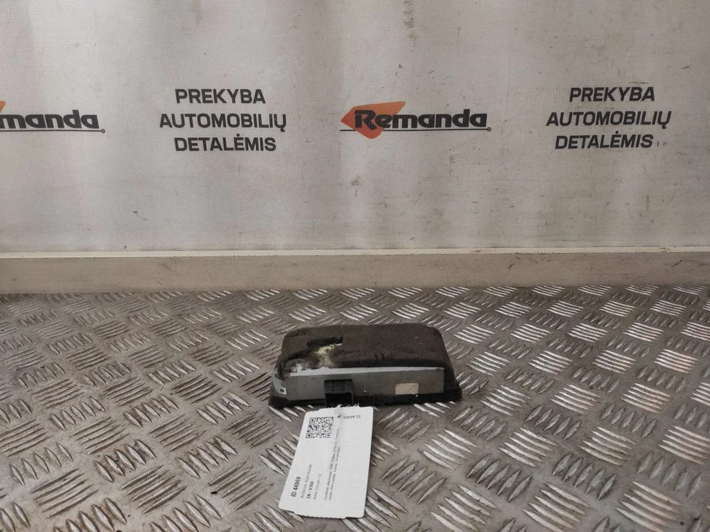 Antenas pastiprinātājs 31260798