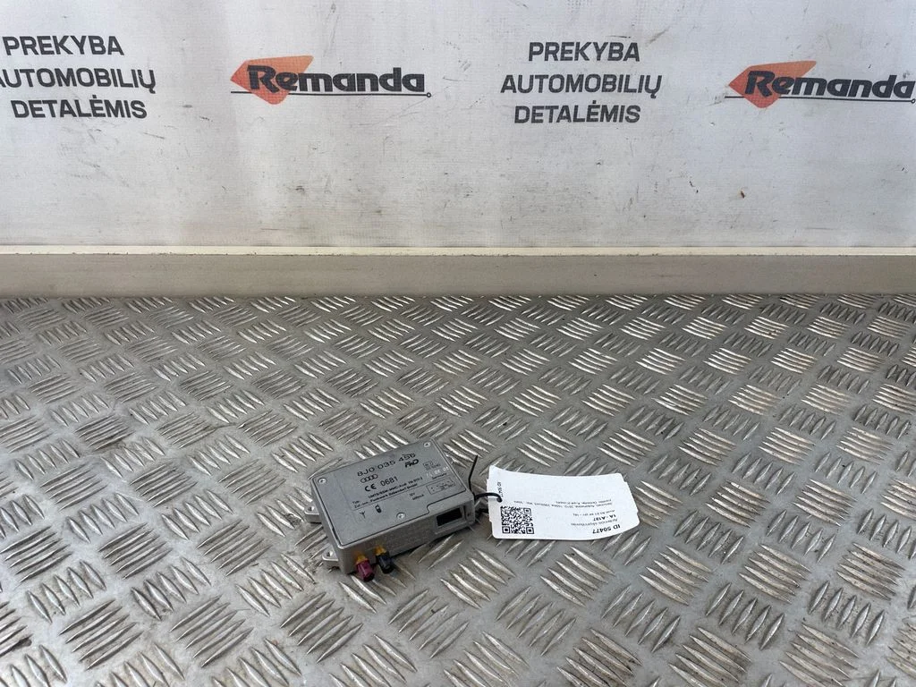 Aerial antenna amplifier – Audi A5 Sportback 8TA (2009-2016)