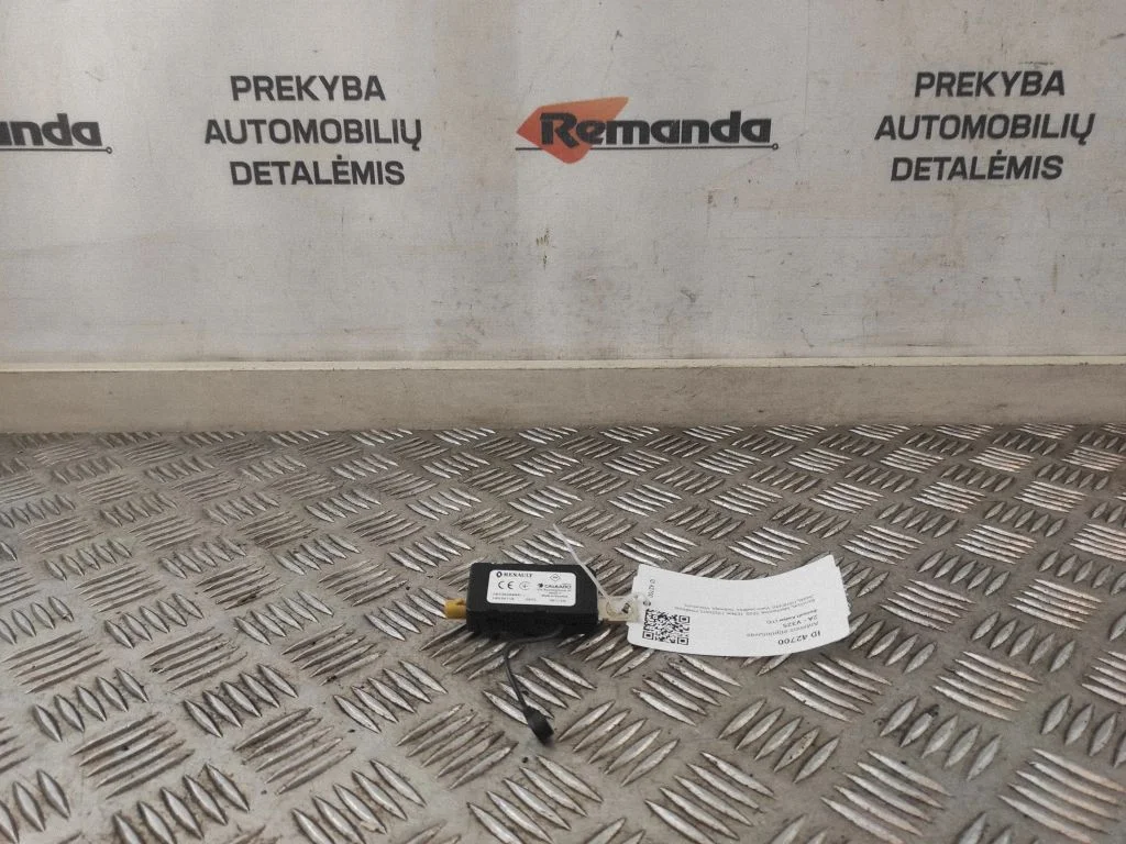 Aerial antenna amplifier – Renault Kadjar (2015-)