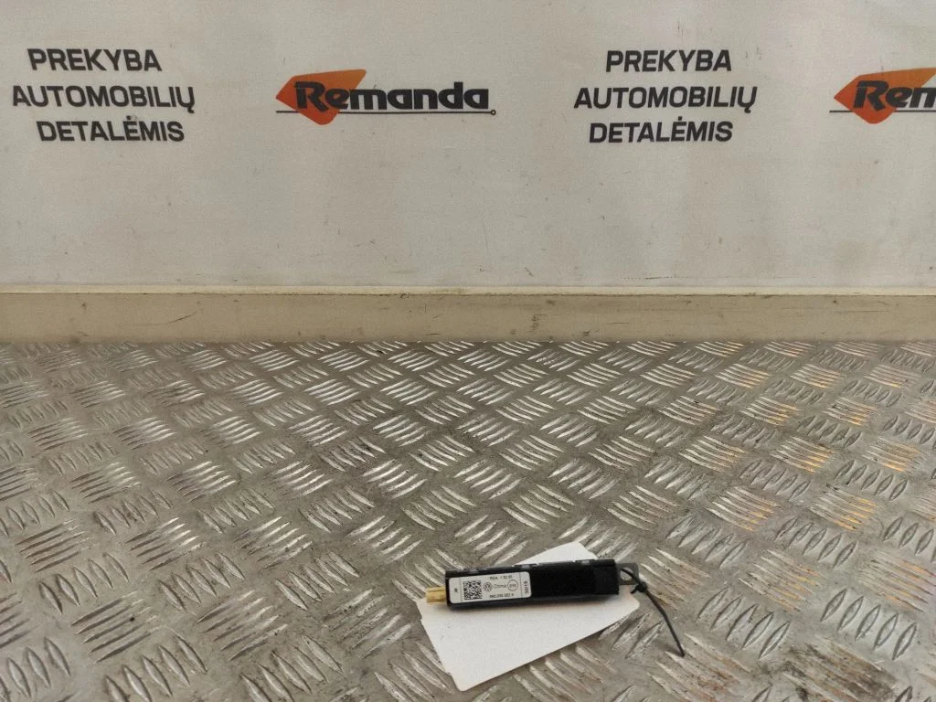 Antenas pastiprinātājs 5N0035552K