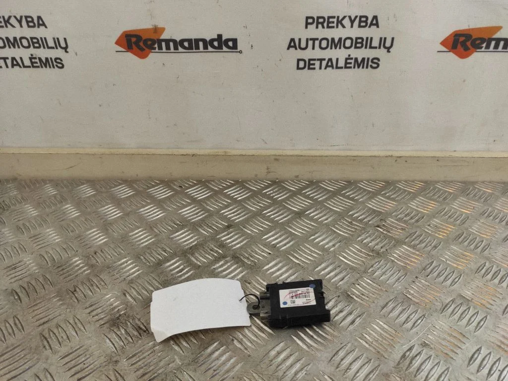 Antenas pastiprinātājs A1648201689