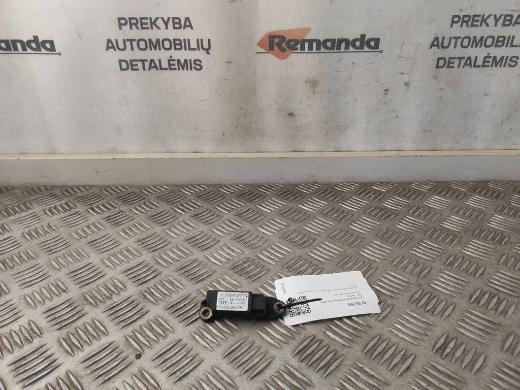 Drošības spilvenu trieciena sensors – Audi A3 S3 8L (1996-2003)