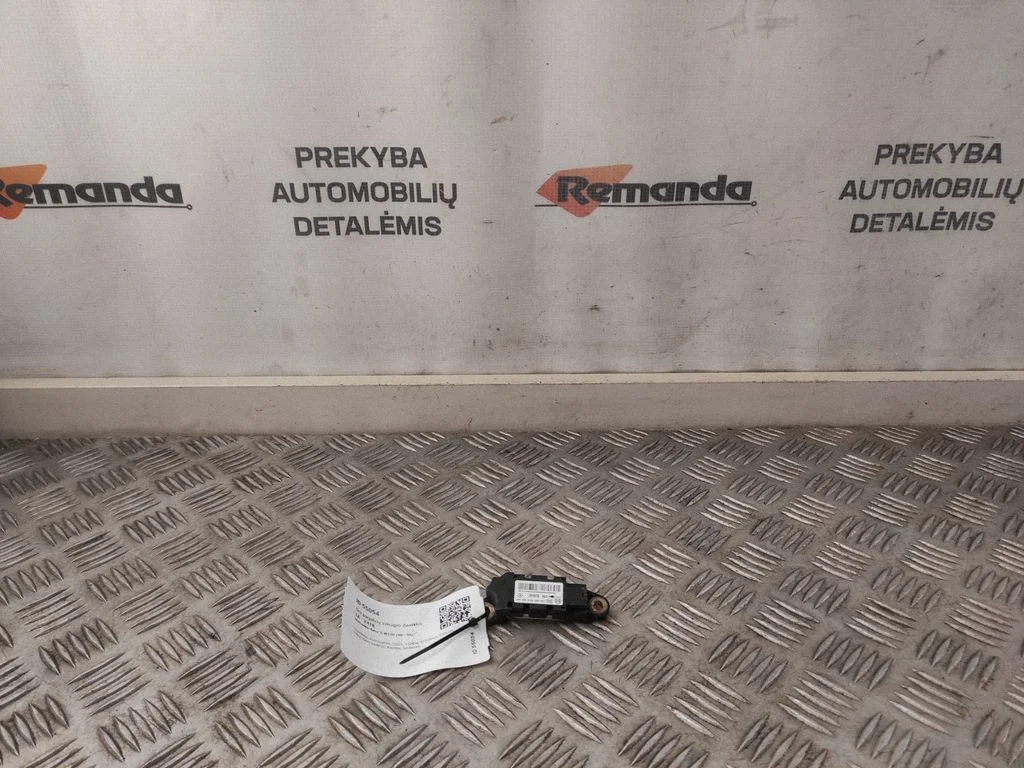 Turvapadja löögiandur 101079002