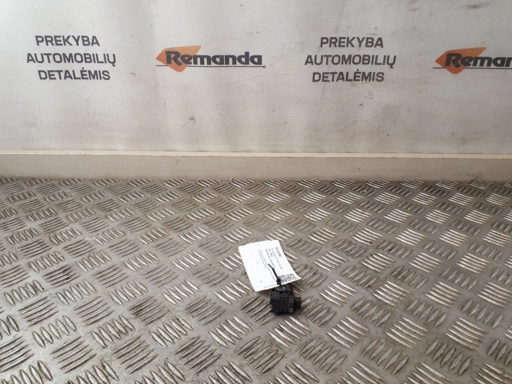 Drošības spilvenu trieciena sensors A2139051300