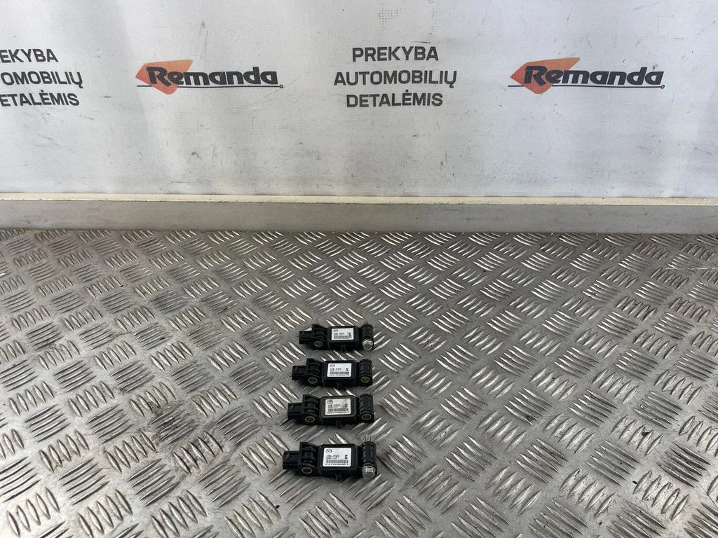Airbag deployment crash/impact sensor C23557KC0