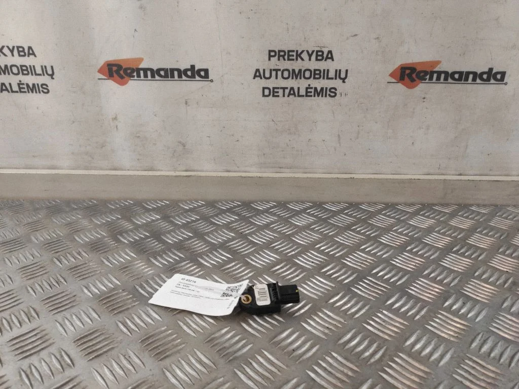 Drošības spilvenu trieciena sensors 8983102060