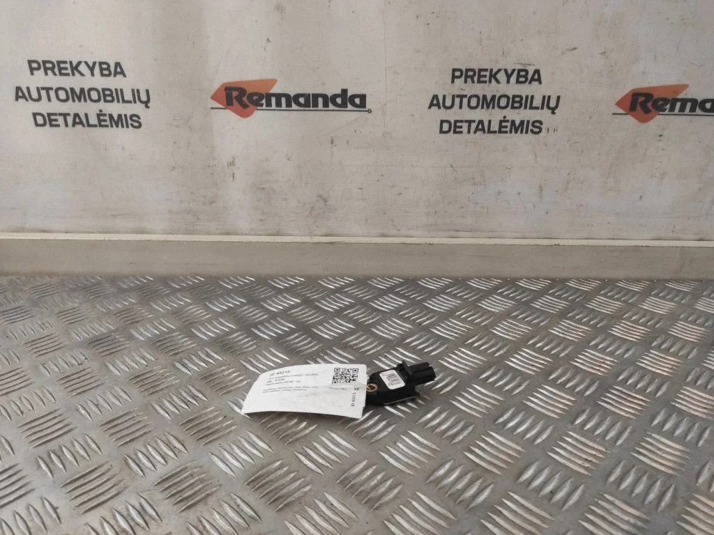 Drošības spilvenu trieciena sensors 8983102060