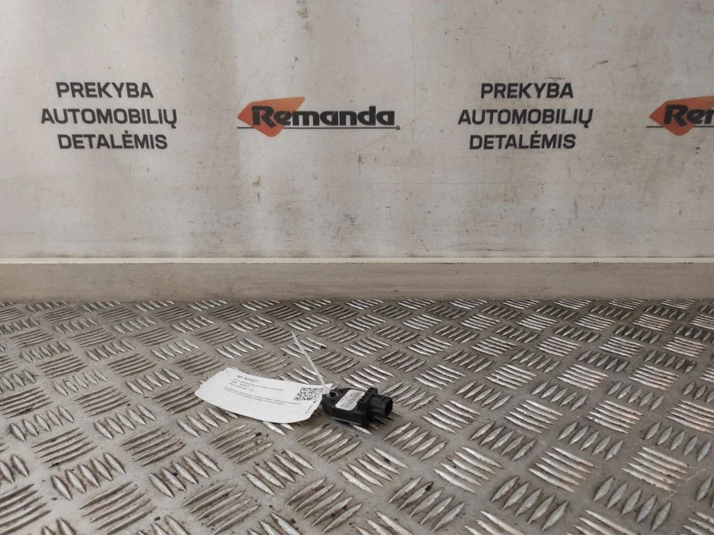 Drošības spilvenu trieciena sensors 959201H100