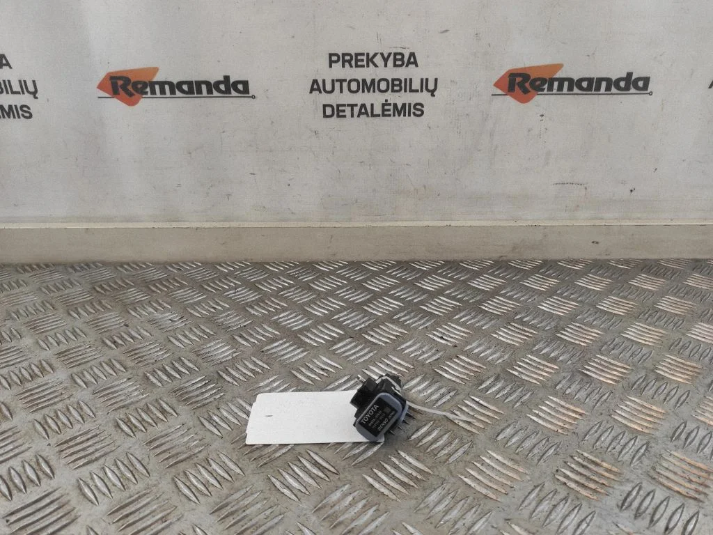 Drošības spilvenu trieciena sensors – Toyota Prius (XW50) (2015-2023)