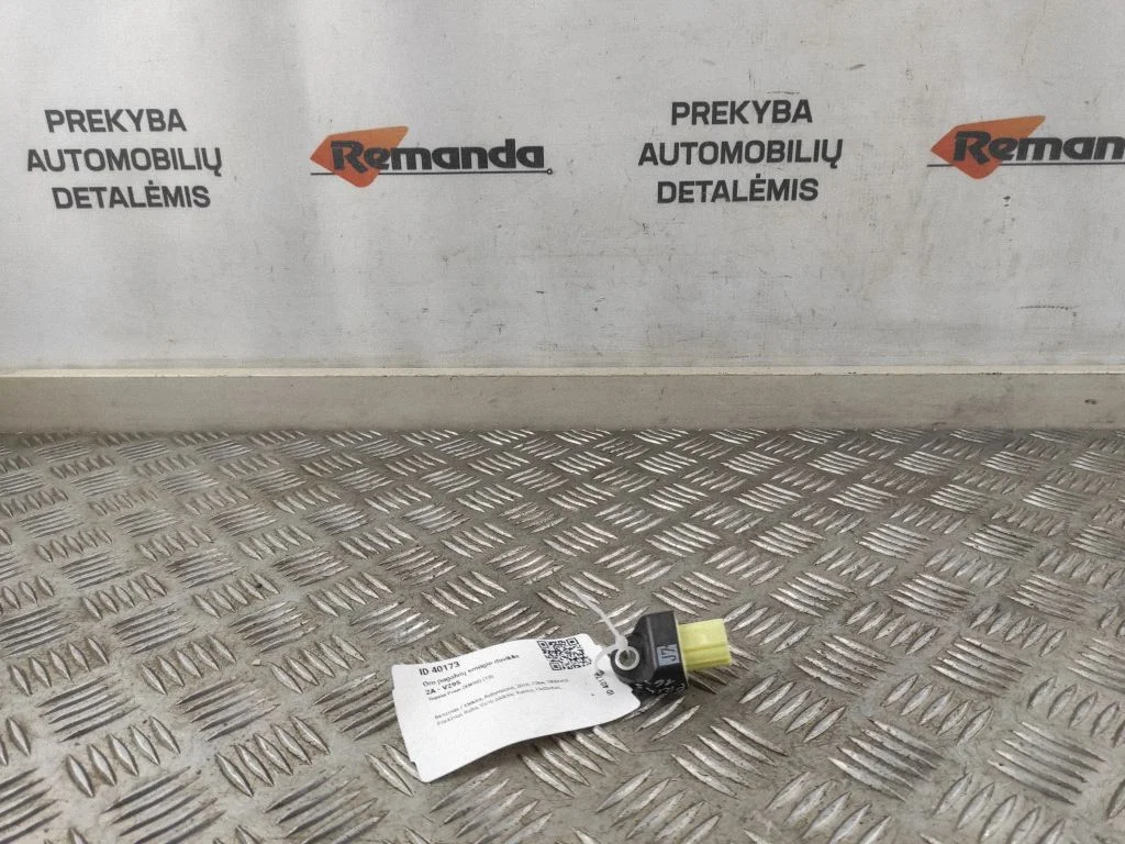 Drošības spilvenu trieciena sensors 8983128040