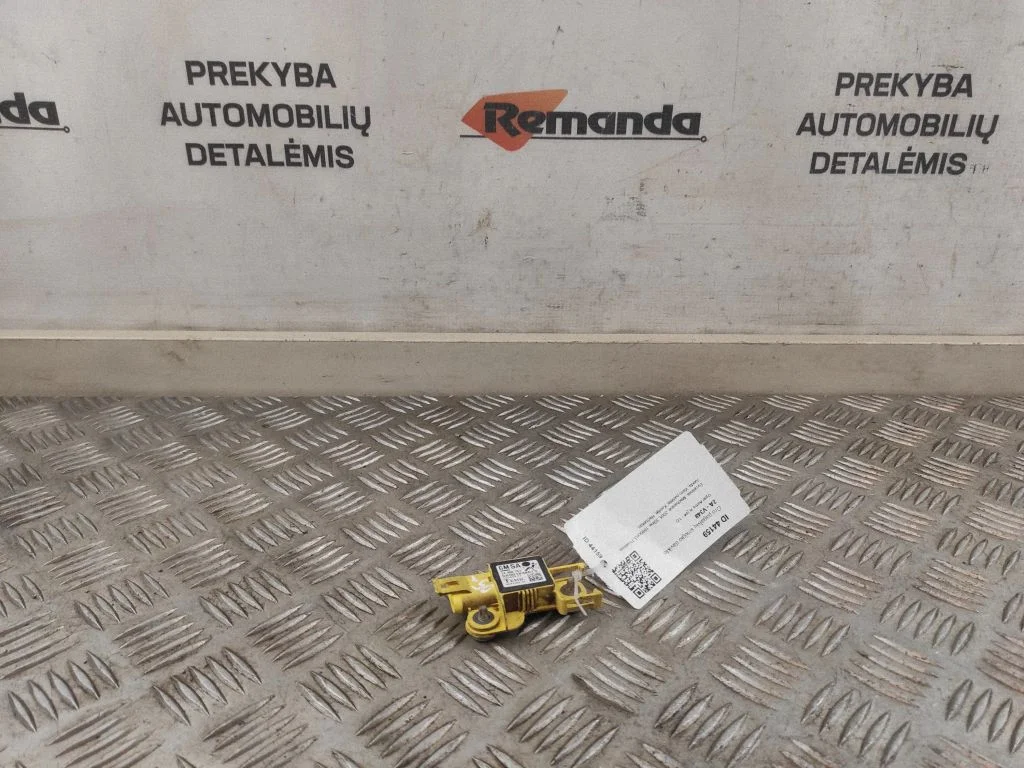 Czujnik zderzeniowy poduszek powietrznych 24460761