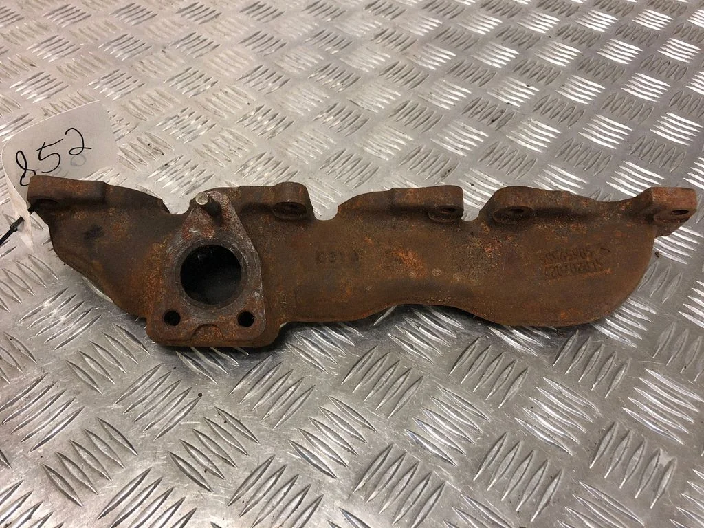Exhaust manifold – Opel Insignia A (2008-2017)