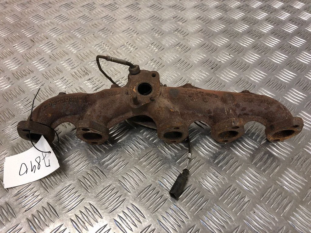 Exhaust manifold – Volkswagen Transporter - Caravelle T5 (2003-2015)