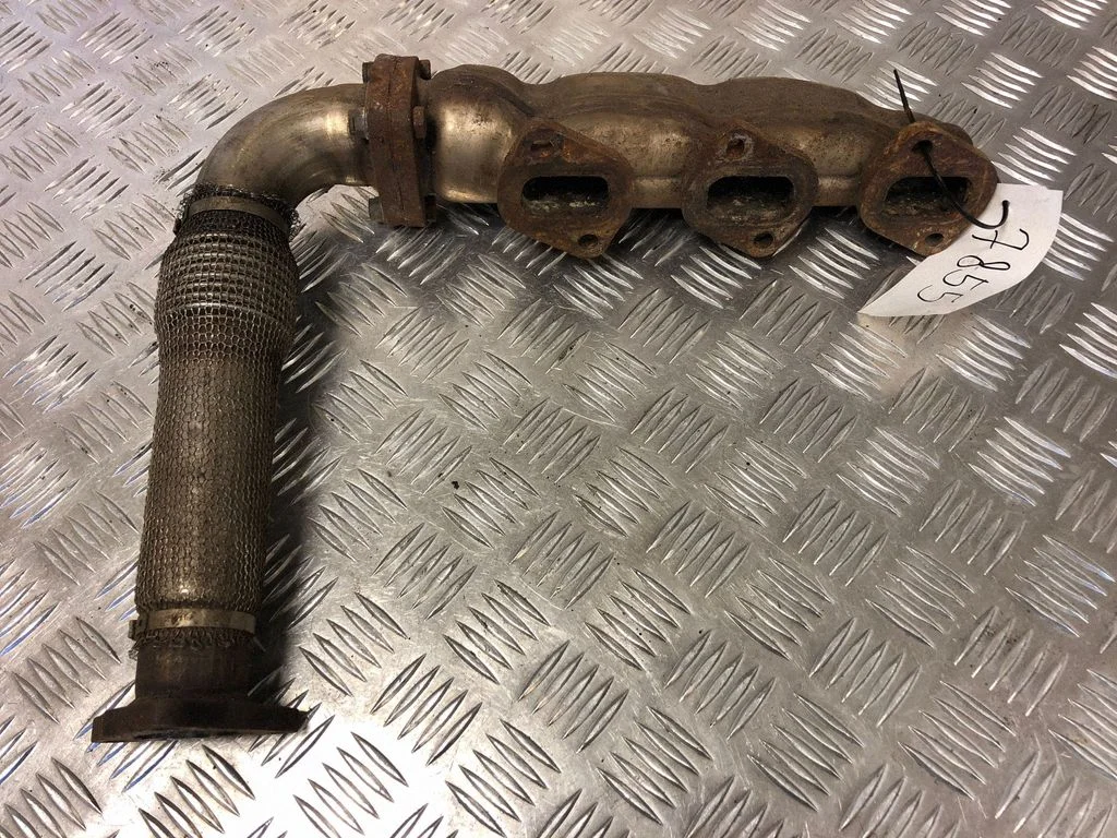 Exhaust manifold – Audi A6 Allroad C6 (2006-2011)