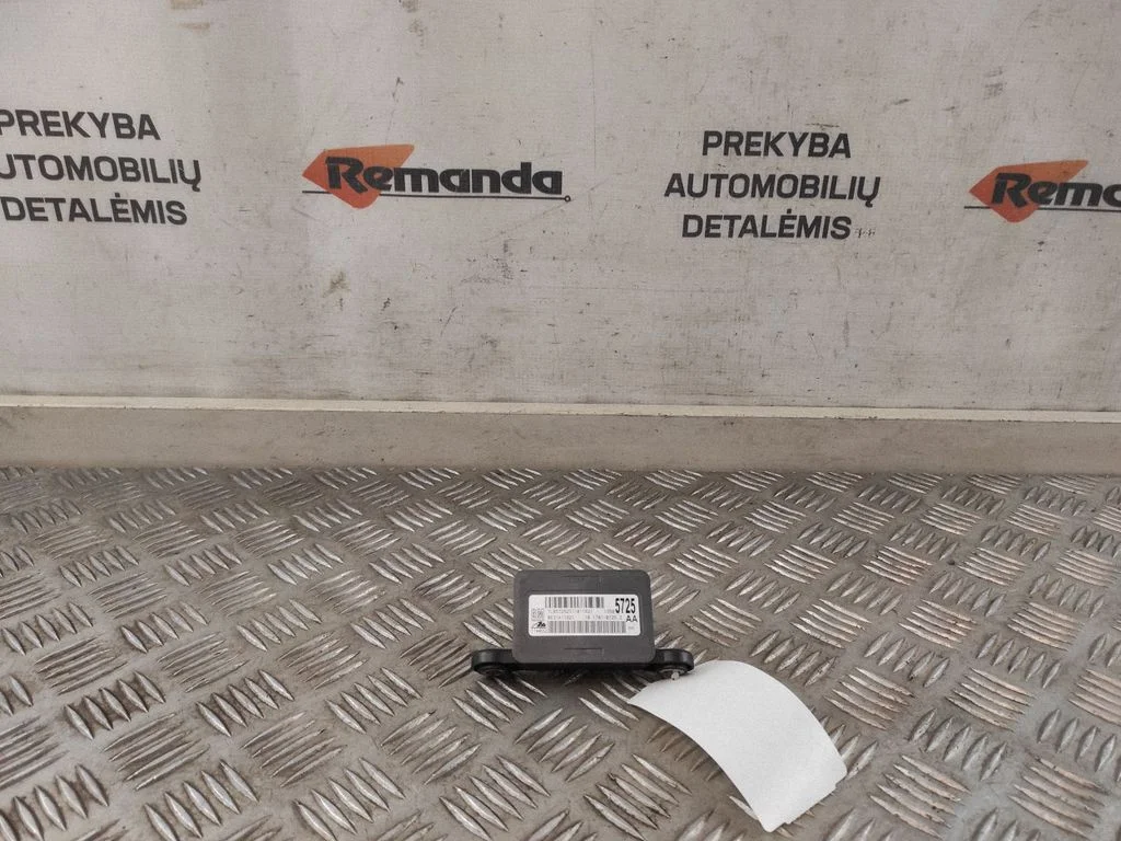 ESP (stabilitātes sistēmas) sensors (paātrinājuma sensors) – Chevrolet Orlando (2011-)