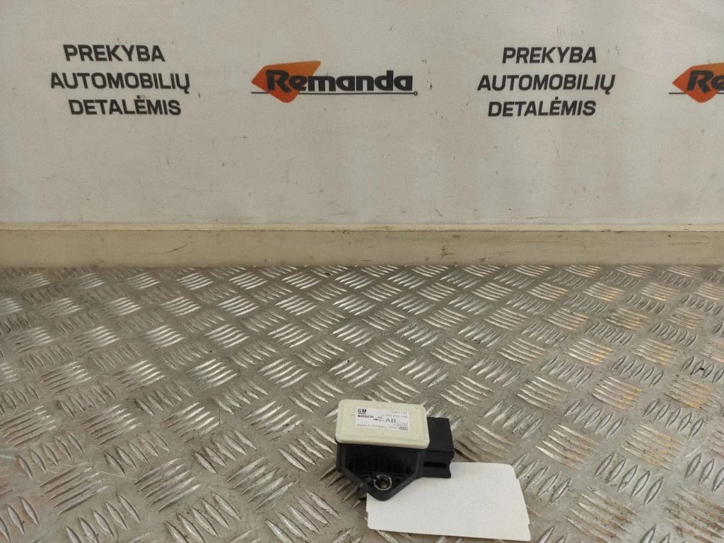 ESP (stabilitātes sistēmas) sensors (paātrinājuma sensors) – Opel Meriva B (2010-2016)