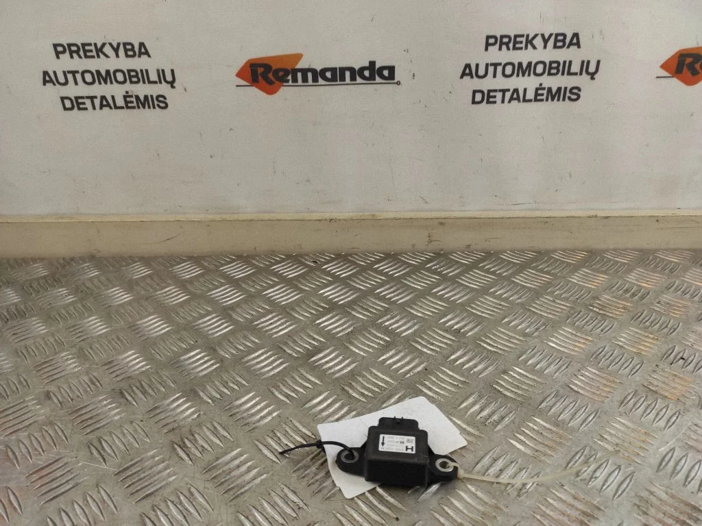 Czujnik ESP (przyspieszenia wzdłużnego) – Nissan Juke I F15 (2010-2018)