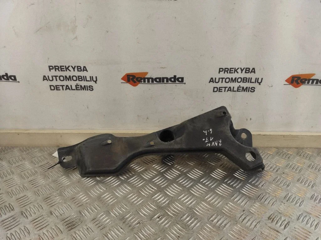 Osłona podwozia tylnego zawieszenia – Toyota RAV 4 (XA40) (2012-2018)
