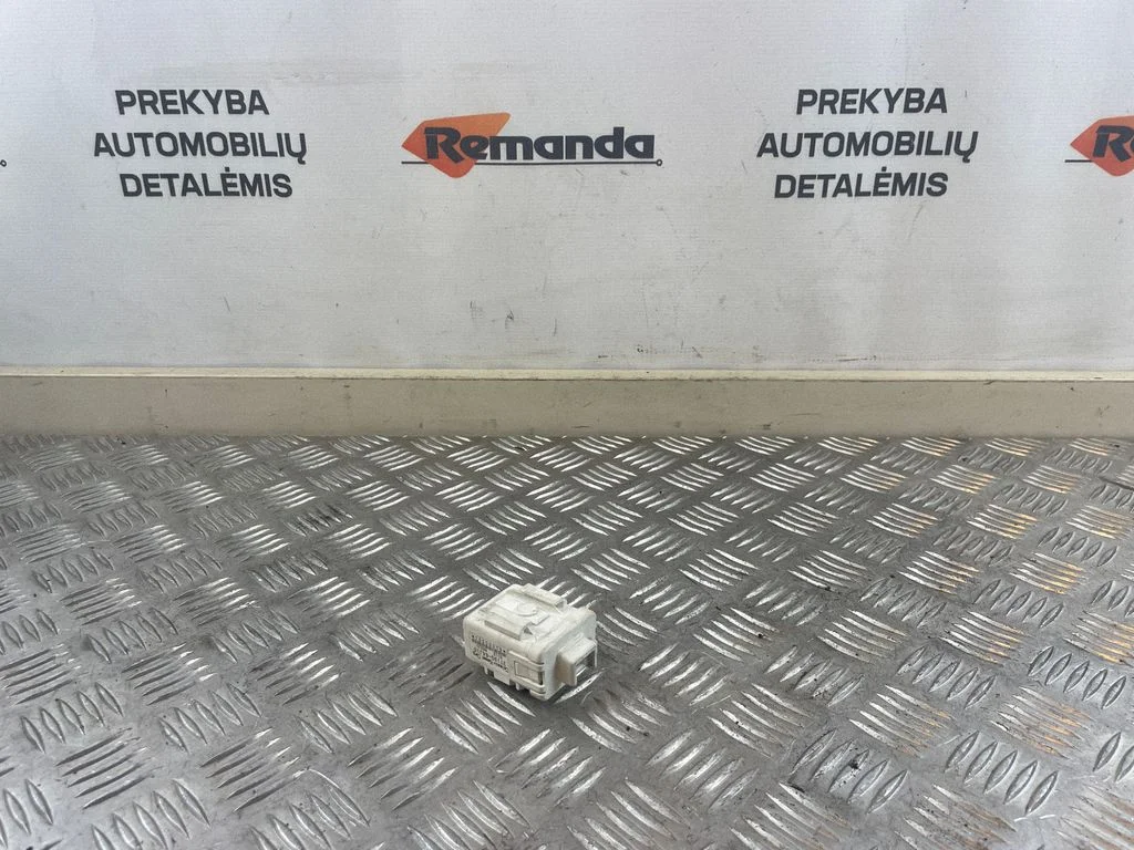 Imobilaizera vadības bloks 3719064J10
