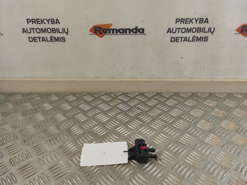 Išmetamųjų dujų slėgio daviklis