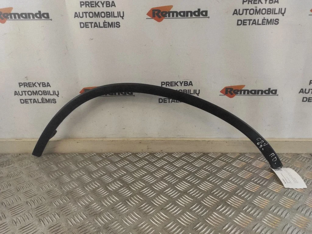 Fender trim (molding) – Honda CR-V (2007-2012)