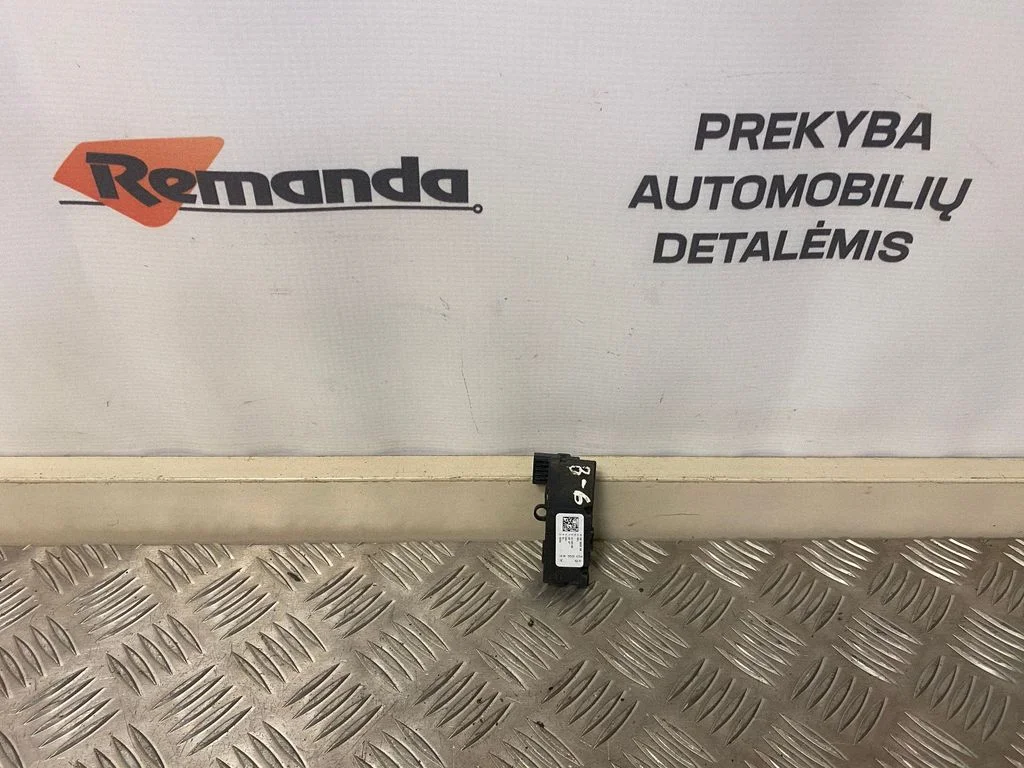 Vairo padėties (kampo) daviklis